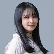 湯口　里帆