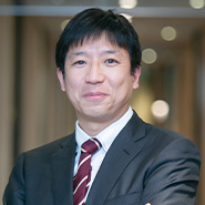 福林　孝之 氏