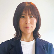 塚本　珠代 氏