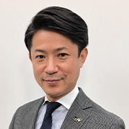 冨田　昭博 氏