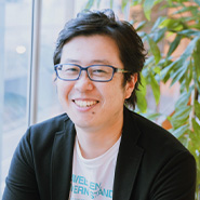 武石　啓二朗 氏