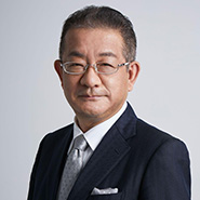 小出　誠 氏